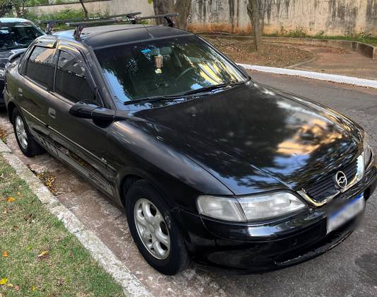 CHEVROLET VECTRA 2.2 MPFI GL 8V GASOLINA 4P MANUAL CHEVROLET VECTRA 2.2 MPFI GL 8V GASOLINA 4P MANUAL